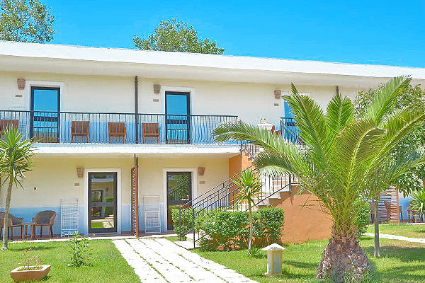 BAIA DEI GIGLI 4* - Isola Capo Rizzuto (KR) Hotel a 400 metri dalla spiaggia