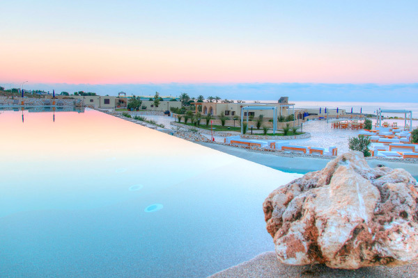 19 RESORT 4* - Santa Cesarea Terme (LE) Resort nel cuore del Salento