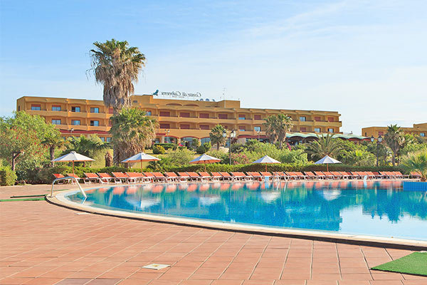 HOTEL CLUB CONTE DI CABRERA 4* - Modica (RG) Suggestivo hotel a due passi dal mare