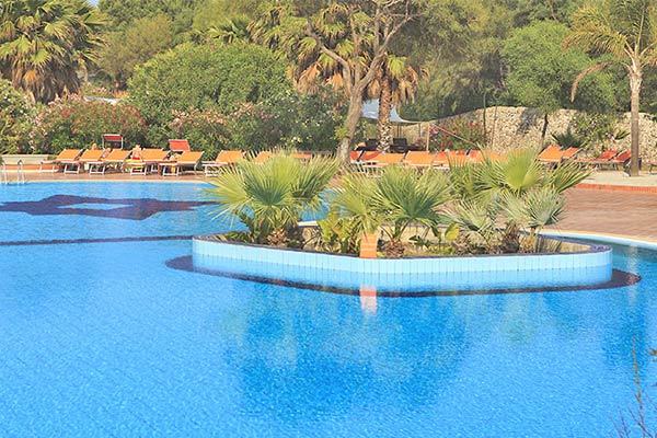 HOTEL CLUB CONTE DI CABRERA 4* - Modica (RG) Suggestivo hotel a due passi dal mare