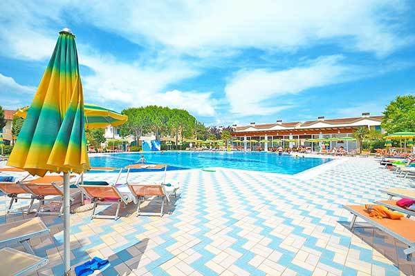 APARTHOTEL MARCO POLO RESORT - Bibione (VE) A 500 metri dalla spiaggia