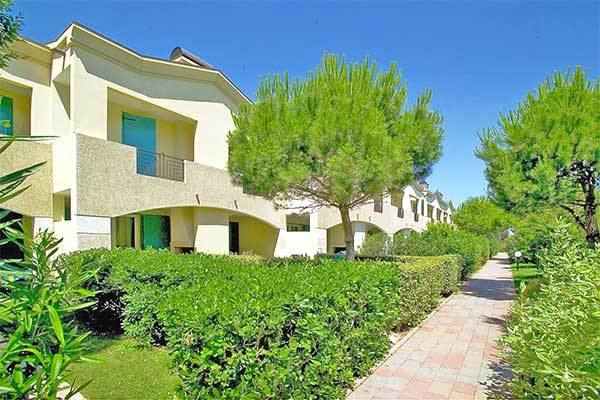 APARTHOTEL MARCO POLO RESORT - Bibione (VE) A 500 metri dalla spiaggia