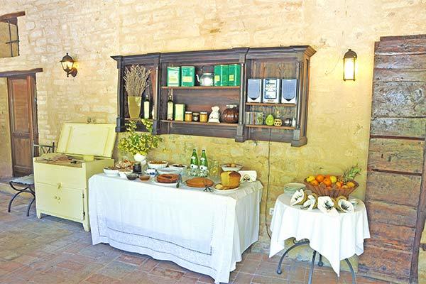 AGRITURISMO LA MAESTA' - Foligno (PG) Quiete, accoglienza e buona cucina