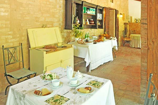 AGRITURISMO LA MAESTA' - Foligno (PG) Quiete, accoglienza e buona cucina