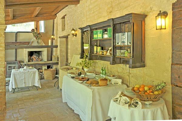 AGRITURISMO LA MAESTA' - Foligno (PG) Quiete, accoglienza e buona cucina
