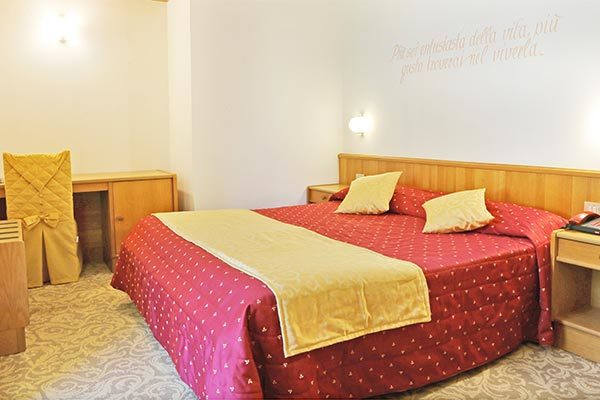 HOTEL BELVEDERE & PARADISE CLUB CENTER 3*S - Fai della Paganella (TN) Area wellness di 1200 mq nel cuore delle Dolomiti
