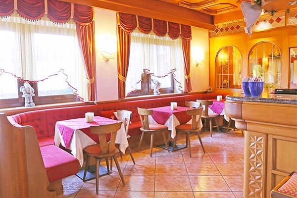 HOTEL BELVEDERE & PARADISE CLUB CENTER 3*S - Fai della Paganella (TN) Area wellness di 1200 mq nel cuore delle Dolomiti