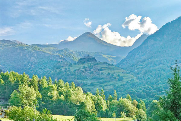 HOTEL LA TORRETTA 4* - Challand-Saint-Anselme (AO) Accoglienza familiare in location unica