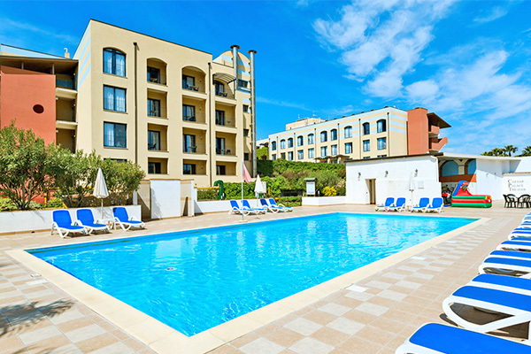 HOTEL CAESAR PALACE 4* - Giardiini Naxos (ME) Con vista su Taormina e sull'Etna