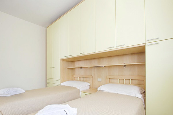 APARTHOTEL HEALTH HOUSE 4* - Desenzano del Garda (BS) Moderno Residence 4*, fino a 6 posti letto