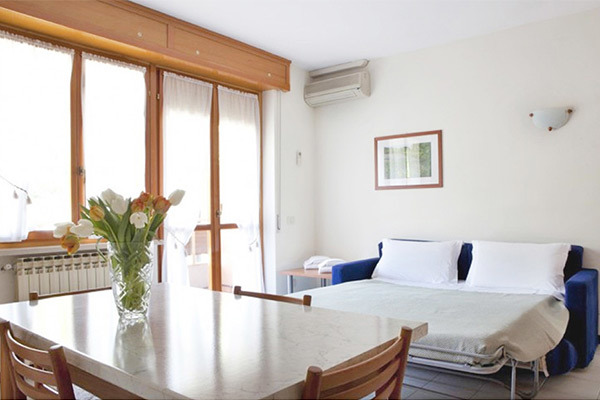 APARTHOTEL HEALTH HOUSE 4* - Desenzano del Garda (BS) Moderno Residence 4*, fino a 6 posti letto