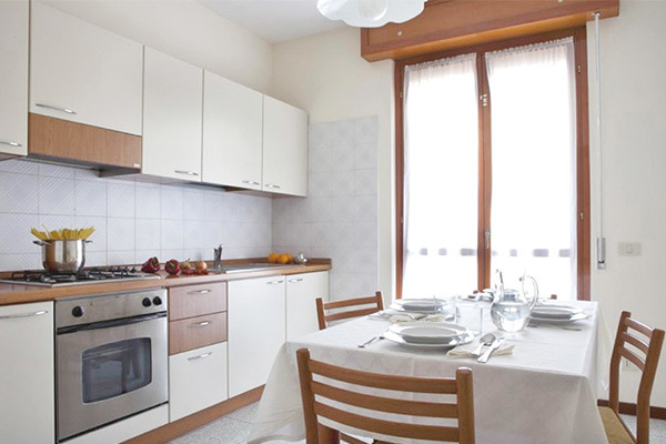 APARTHOTEL HEALTH HOUSE 4* - Desenzano del Garda (BS) Moderno Residence 4*, fino a 6 posti letto