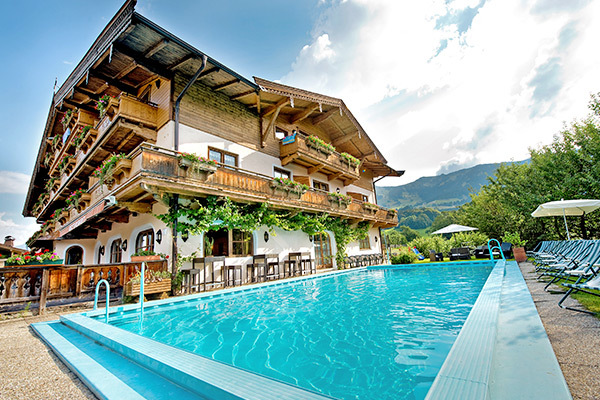 FERIENHOTEL ALPENHOF - Aurach bei Kitzbühel (Tirolo - Austria) A gestione familiare nel cuore del Tirolo