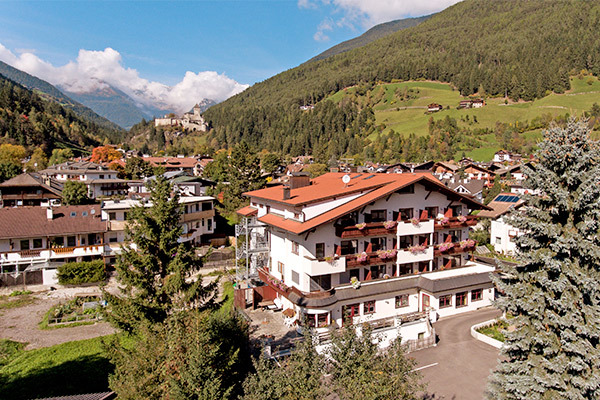 HOTEL HELLWEGER 4* - Campo Tures (BZ) Nel cuore di campo Tures