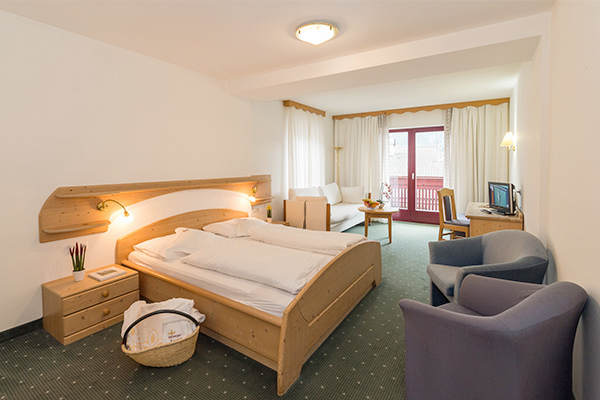 HOTEL HELLWEGER 4* - Campo Tures (BZ) Nel cuore di campo Tures