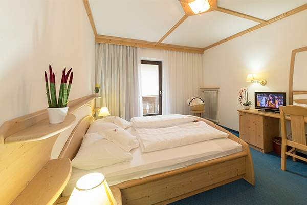 HOTEL HELLWEGER 4* - Campo Tures (BZ) Nel cuore di campo Tures