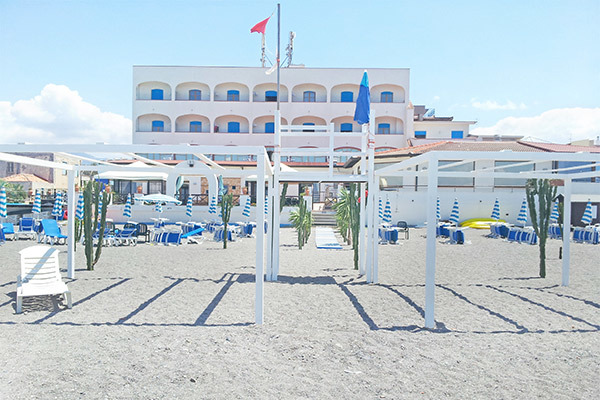 HOTEL IL GABBIANO - Terme Vigliatore (ME) hotel 3* in una location suggestiva