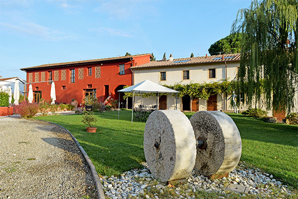 HOTEL BORGO SAN GIUSTO - Empoli (FI) Piccolo borgo immerso nel verde, ideale per coppie