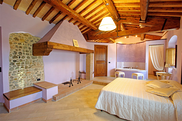 HOTEL BORGO SAN GIUSTO - Empoli (FI) Piccolo borgo immerso nel verde, ideale per coppie