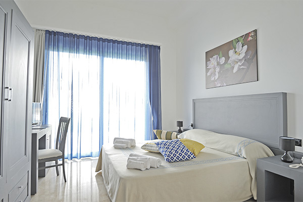 HOTEL CASTELDORIA MARE 4* - Valledoria (SS) Nuovissimo hotel fronte mare per adulti