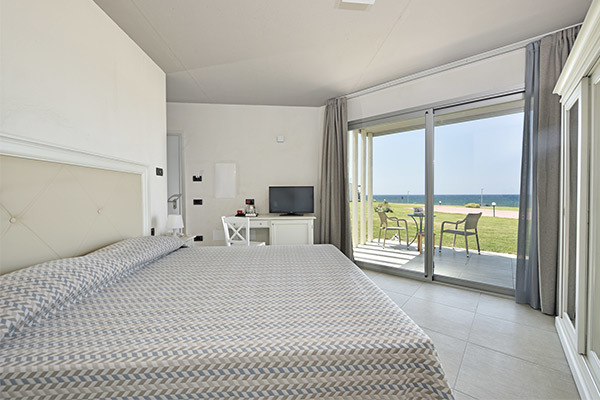 HOTEL CASTELDORIA MARE 4* - Valledoria (SS) Nuovissimo hotel fronte mare per adulti