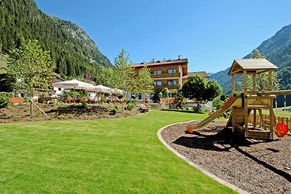 HOTEL ALP LARAIN 4* - Mathon bei Ischgl (Tirolo - Austria) Relax e benessere a 4 km da Ischgl