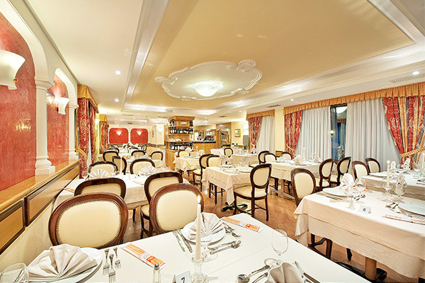 HOTEL ST. MICHAEL 4* - Livigno (SO) Accoglienza e benessere nel cuore delle Alpi
