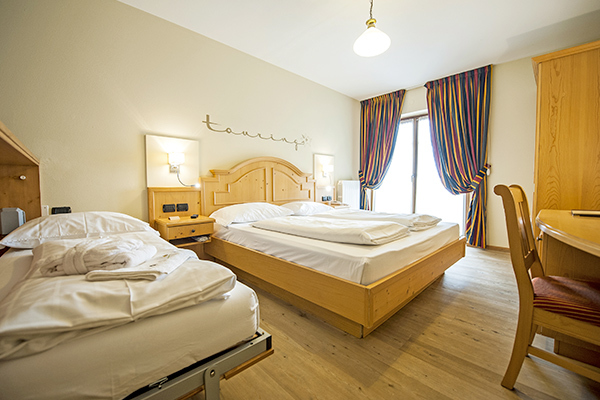 HOTEL TOURING 4* - Livigno (SO) Tradizione & sapori in family hotel 4*