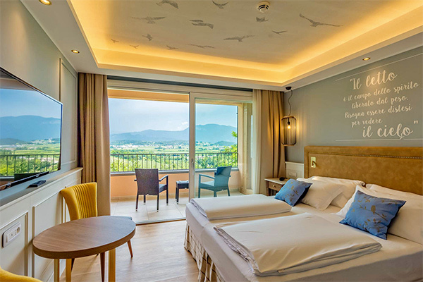 SMALL & BEAUTIFUL HOTEL BOFFENIGO 4* - Costermano (VR) Relax e benessere con vista panoramica sul Lago di Garda
