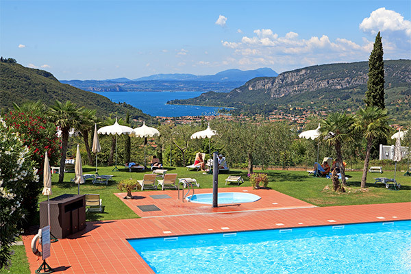 SMALL & BEAUTIFUL HOTEL BOFFENIGO 4* - Costermano (VR) Relax e benessere con vista panoramica sul Lago di Garda