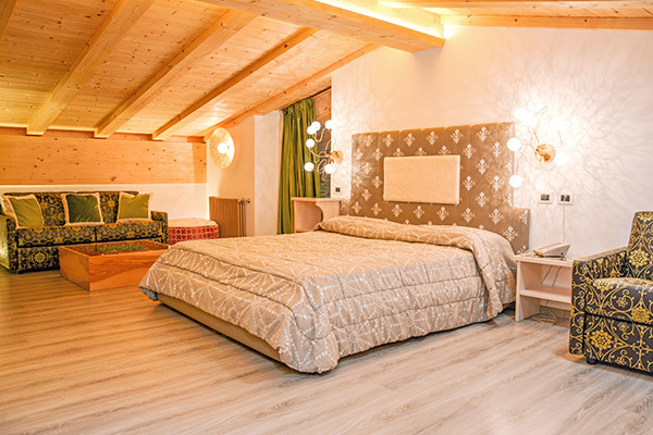 DESIGN OBEROSLER HOTEL 4* - Madonna di Campiglio (TN) Design Hotel 4* incastonato tra le Dolomiti del Brenta
