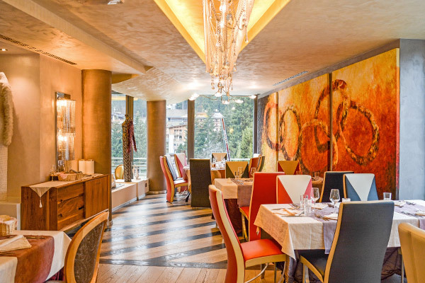 DESIGN OBEROSLER HOTEL 4* - Madonna di Campiglio (TN) Design Hotel 4* incastonato tra le Dolomiti del Brenta