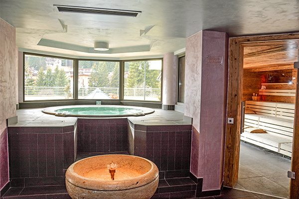DESIGN OBEROSLER HOTEL 4* - Madonna di Campiglio (TN) Design Hotel 4* incastonato tra le Dolomiti del Brenta