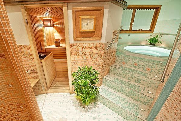 HOTEL ST. MICHAEL 4* - Livigno (SO) Accoglienza e benessere nel cuore delle Alpi