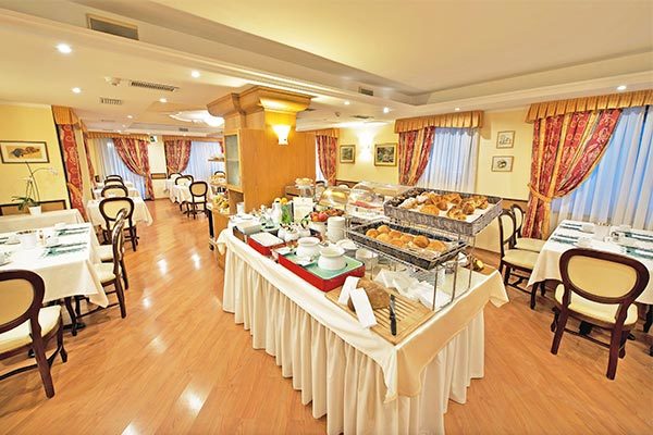 HOTEL ST. MICHAEL 4* - Livigno (SO) Accoglienza e benessere nel cuore delle Alpi
