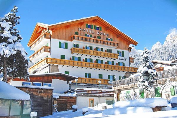 HOTEL ROSA 3* - Vigo di Fassa (TN) Posizione panoramica, in Val di Fassa