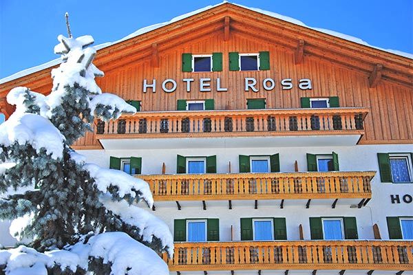 HOTEL ROSA 3* - Vigo di Fassa (TN) Posizione panoramica, in Val di Fassa