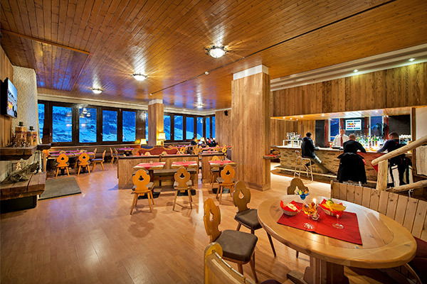 ALPEN VILLAGE HOTEL 3* - Livigno (SO) 3* con vista panoramica su Livigno
