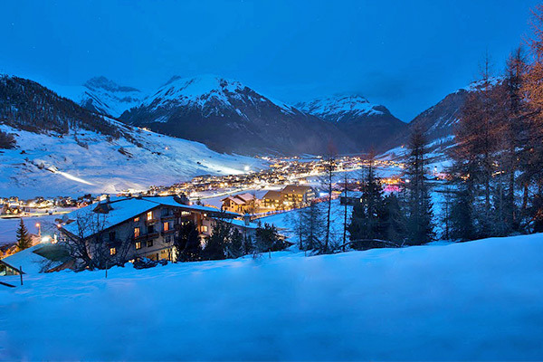 ALPEN VILLAGE HOTEL 3* - Livigno (SO) 3* con vista panoramica su Livigno