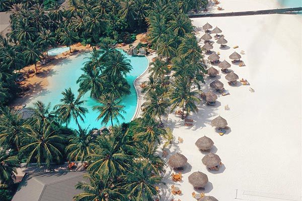 SUN ISLAND RESORT & SPA 5* - Nalaguraidhoo (Atollo di Ari - Maldive) Relax sotto il sole maldiviano
