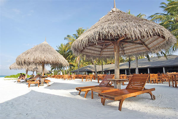 SUN ISLAND RESORT & SPA 5* - Nalaguraidhoo (Atollo di Ari - Maldive) Relax sotto il sole maldiviano