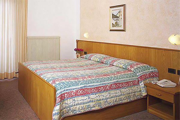 HOTEL ROSA ALPINA 3* - Andalo (TN) Nella cornice delle Dolomiti di Brenta