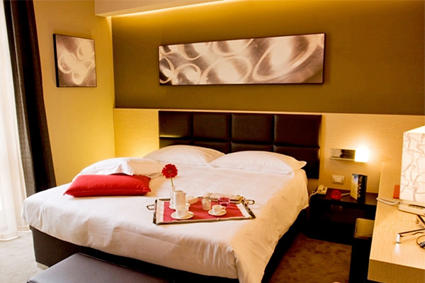 VILLA DEI PLATANI BOUTIQUE & SPA 4* - Foligno (PG) Accoglienza, stile e benessere in centro a Foligno