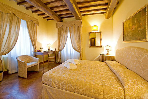 RELAIS DELL'OLMO 4* - Perugia (PG) Soggiorno di lusso ed eleganza