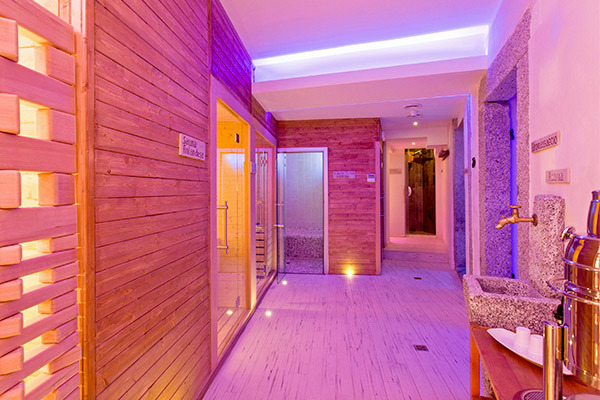 HOTEL SCIATORI 3* - Temù (BS) NELLA CORNICE DELLA VAL CAMONICA