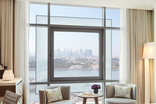 AL BANDAR ROTANA 5* - Dubai (Dubai - Emirati Arabi Uniti) Hotel 5* sul Creek di Dubai