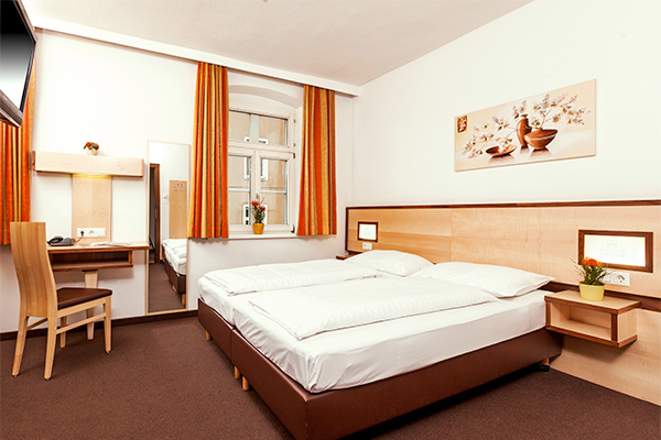 HOTEL GOLDENE KRONE 3* - Innsbruck (Tirolo - Austria) Posizione strategica