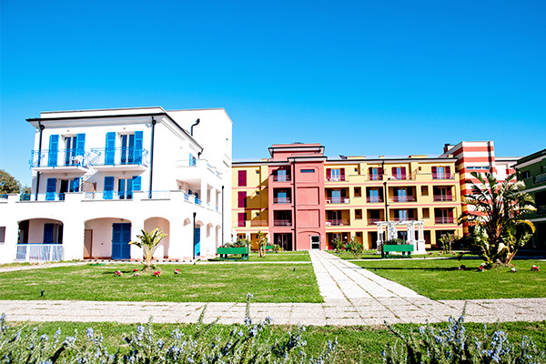 RESIDENCE AI POZZI VILLAGE & SPA 4* - Loano (SV) Appartamenti in wellness resort, fino a 7 posti letto