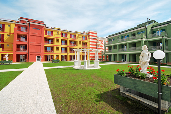 RESIDENCE AI POZZI VILLAGE & SPA 4* - Loano (SV) Appartamenti in wellness resort, fino a 7 posti letto