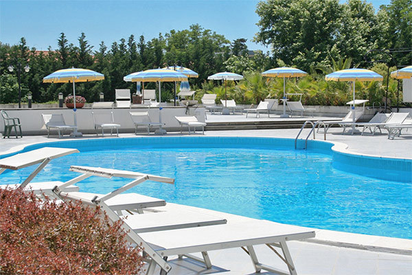 HOTEL CLORINDA 4* - Capaccio (SA) A 3 km dal sito archeologico di Paestum